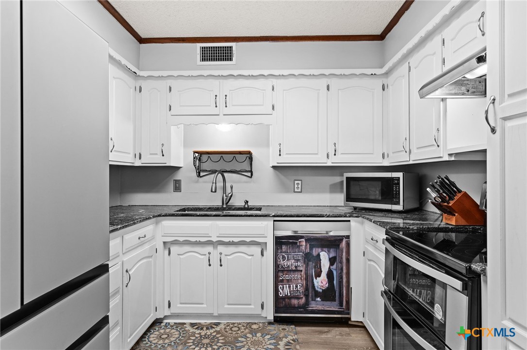 310 County Road 3080