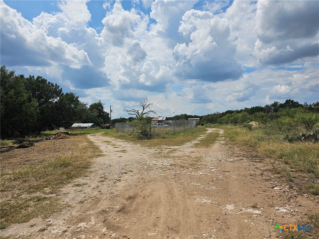 3101 N FM 116