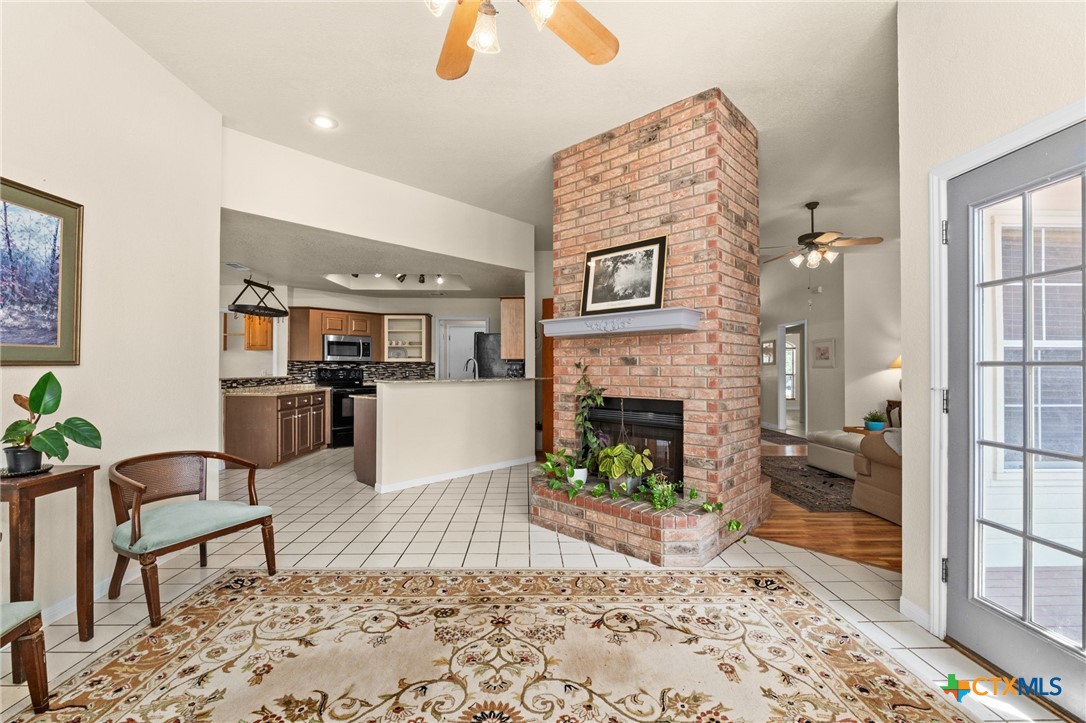 1302 Falcon Trail