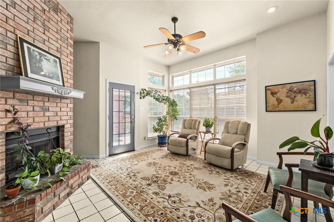 1302 Falcon Trail