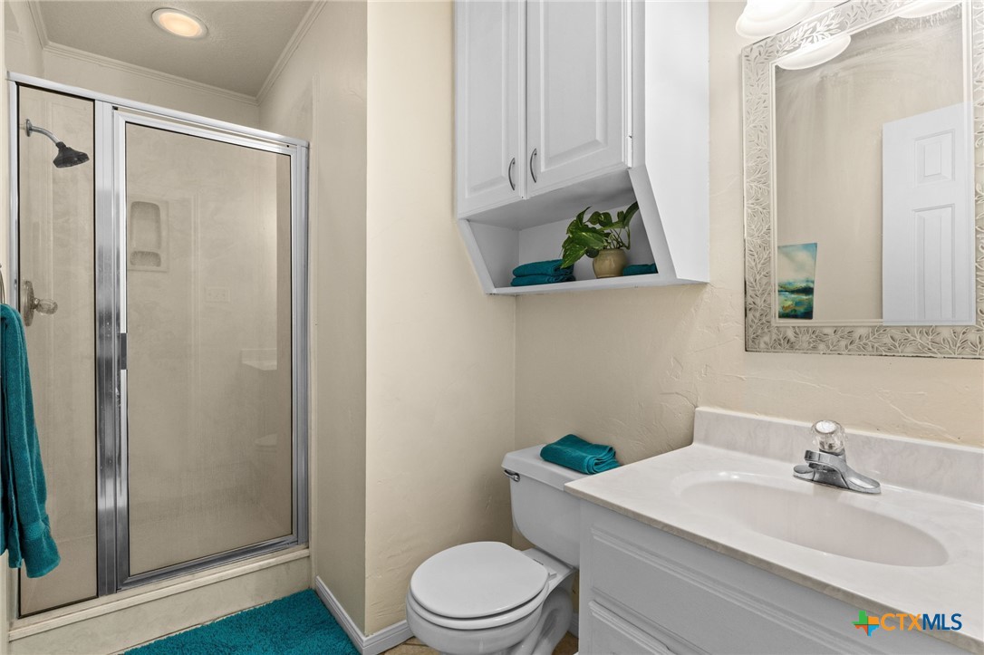 1302 Falcon Trail