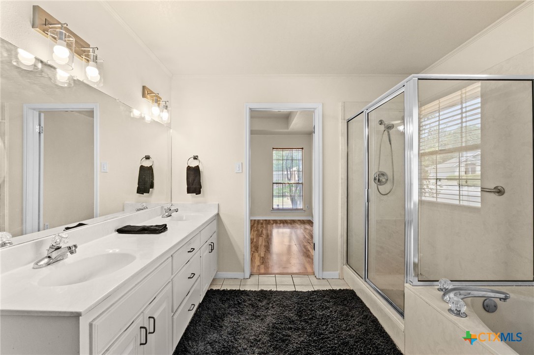 1302 Falcon Trail
