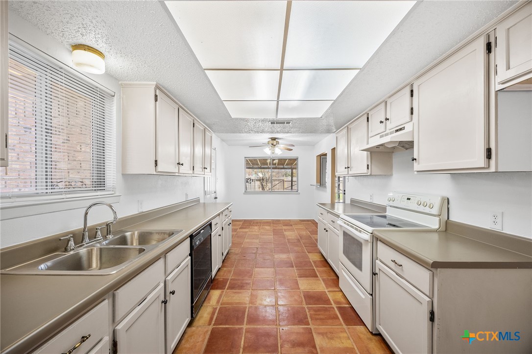 2006 Canyon Creek Drive