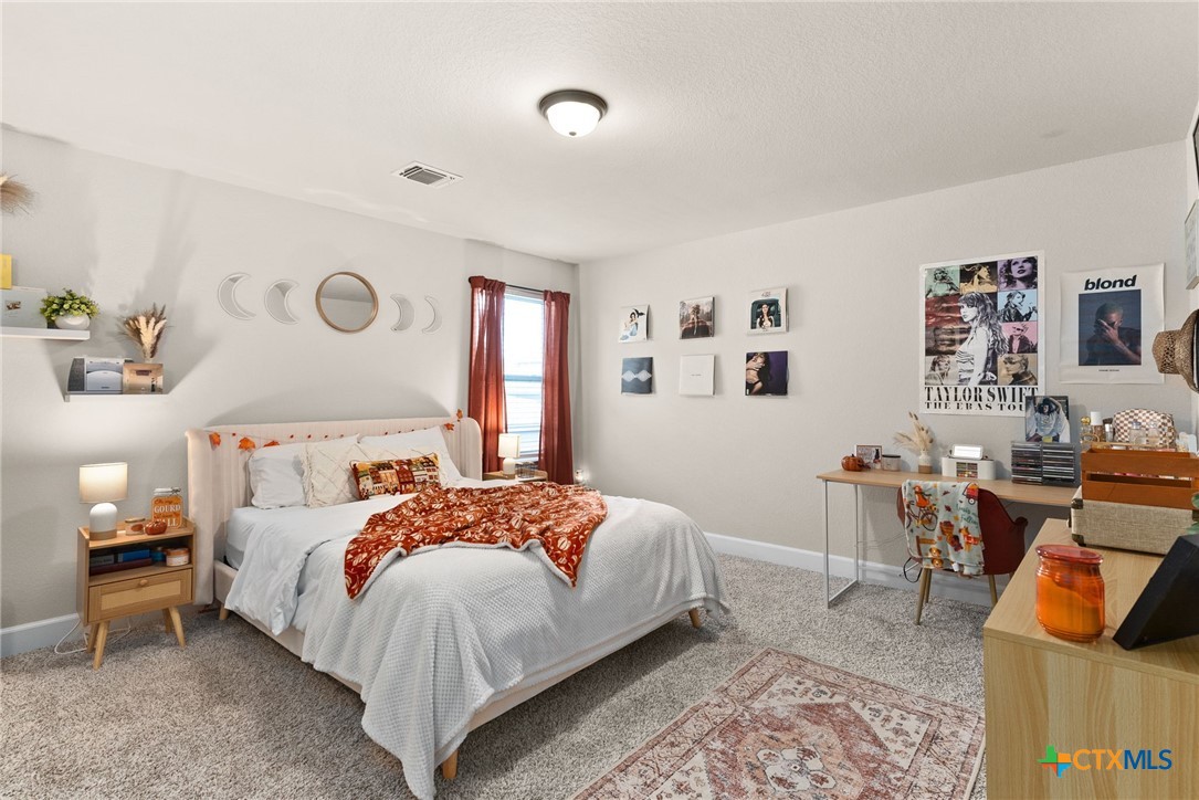 5712 Red Fish Court
