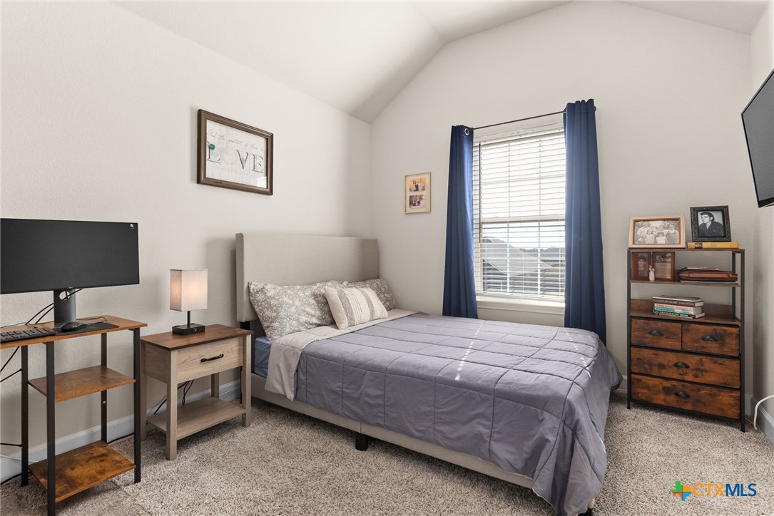 5712 Red Fish Court