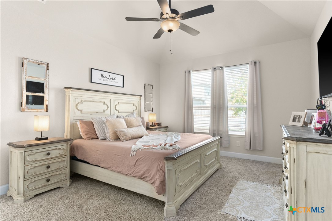 5712 Red Fish Court