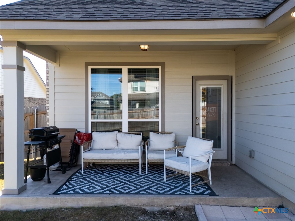 5712 Red Fish Court