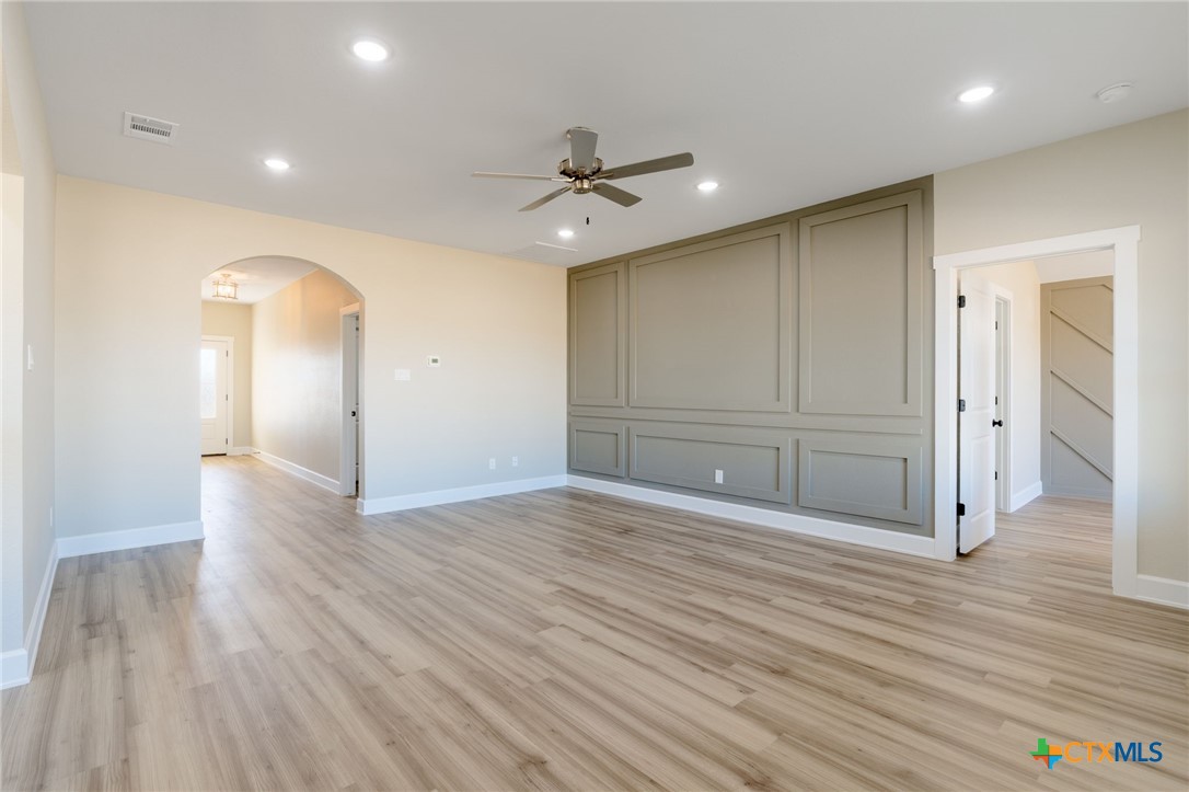 2123 Blackhawk Loop