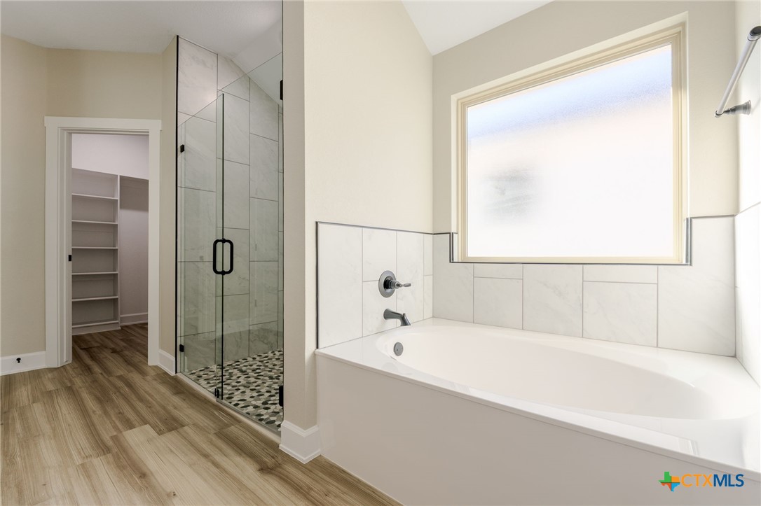2123 Blackhawk Loop