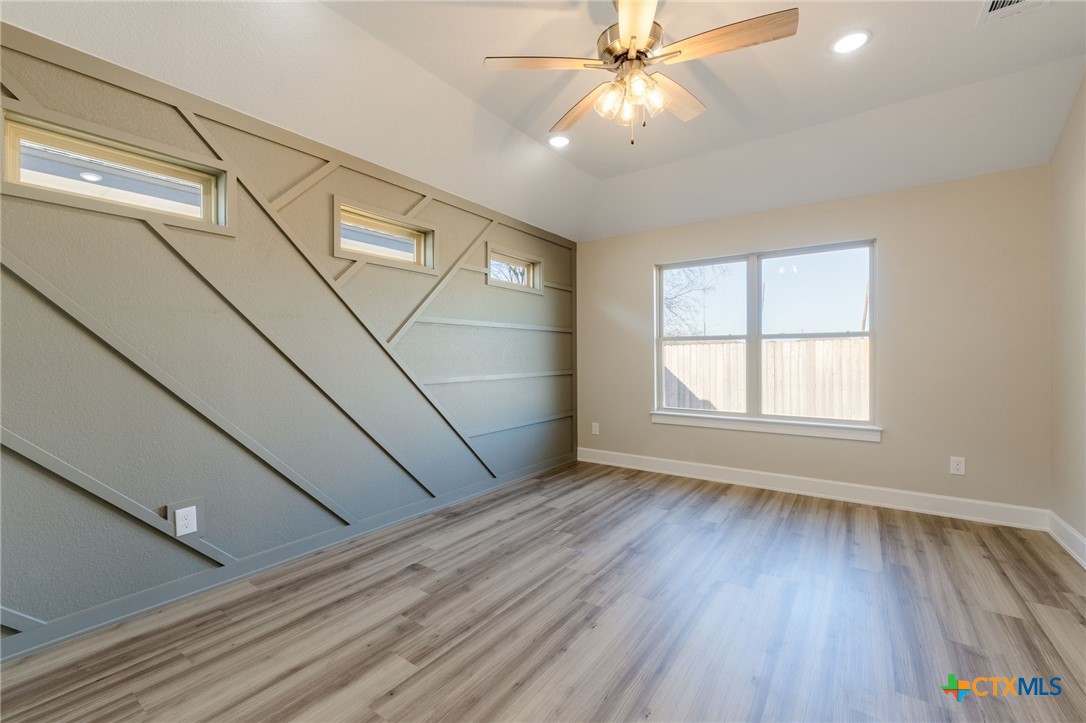 2123 Blackhawk Loop