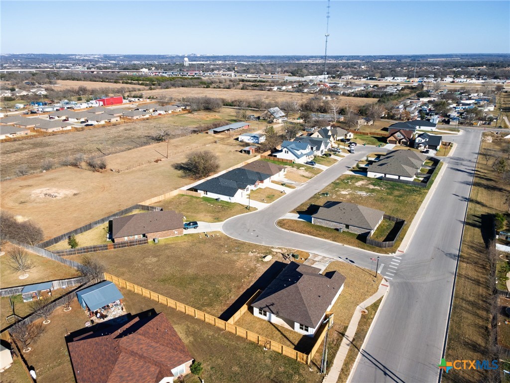 2123 Blackhawk Loop