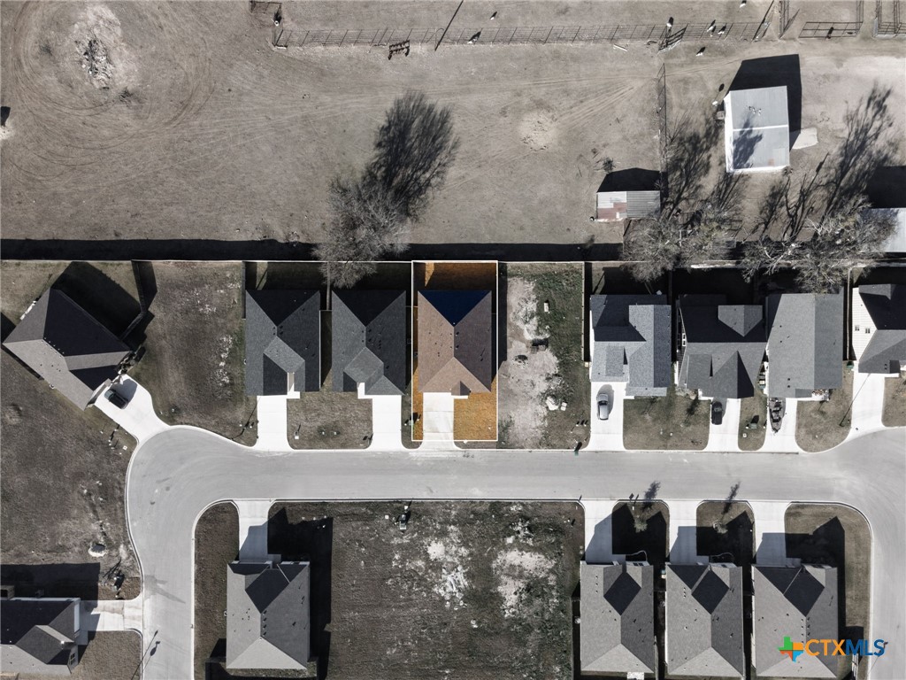 2123 Blackhawk Loop
