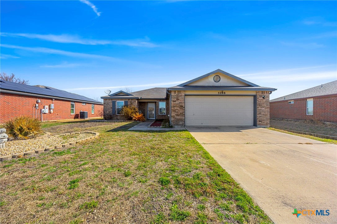3208 Viewcrest Drive