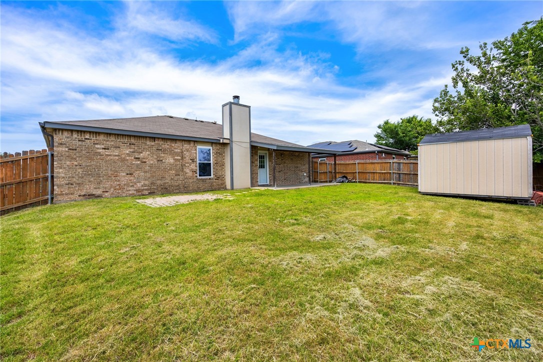 3208 Viewcrest Drive