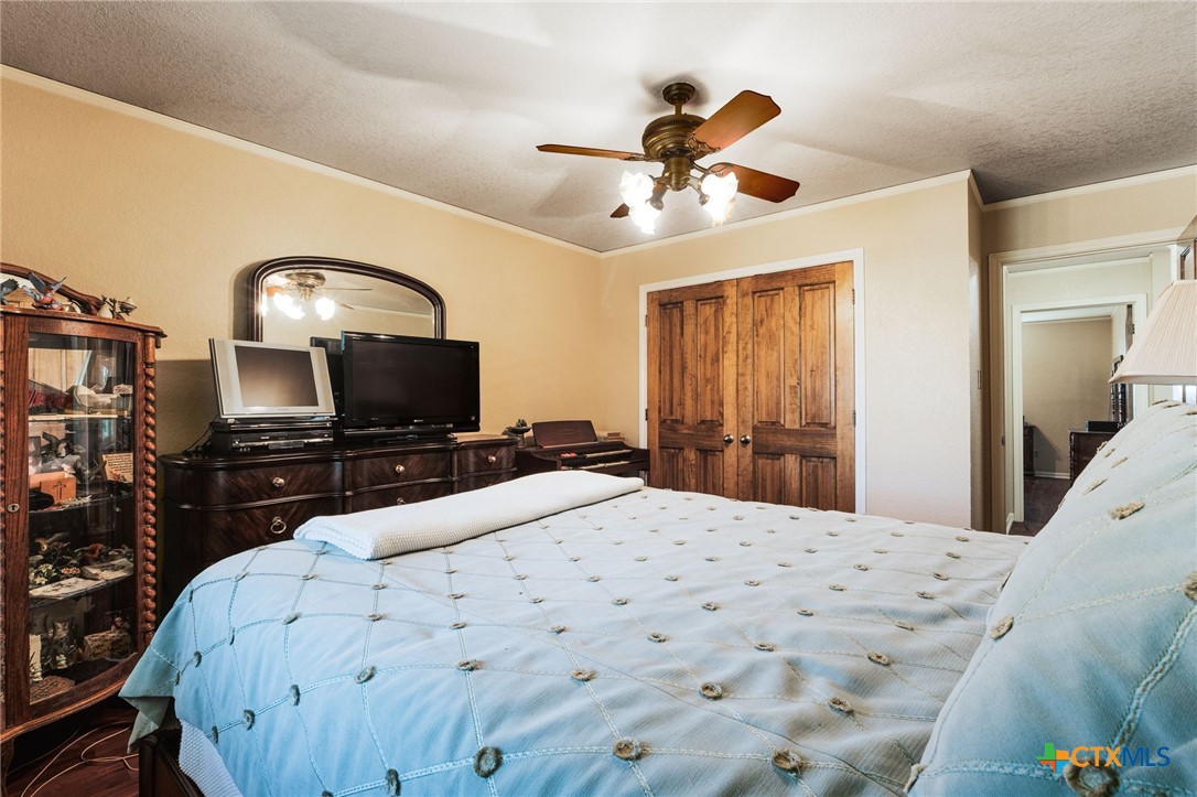 1624 W Business 190