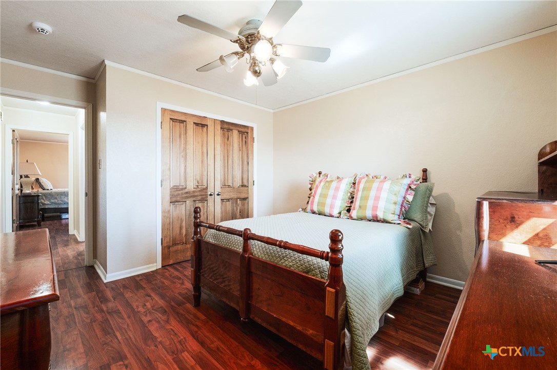 1624 W Business 190