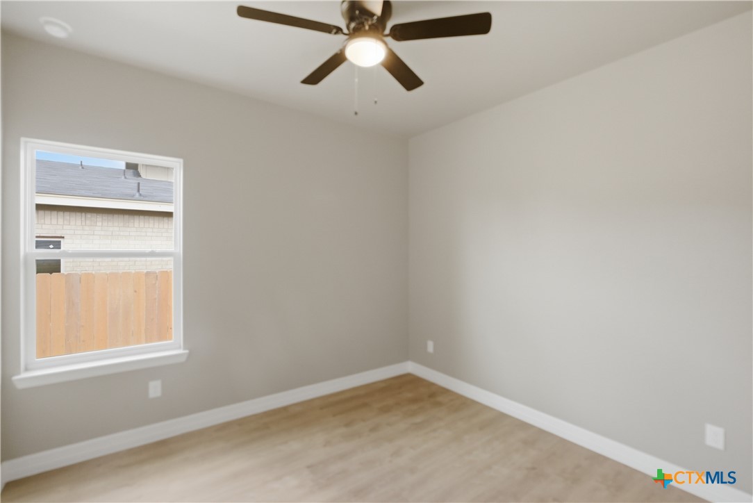1311 Lone Pine Way