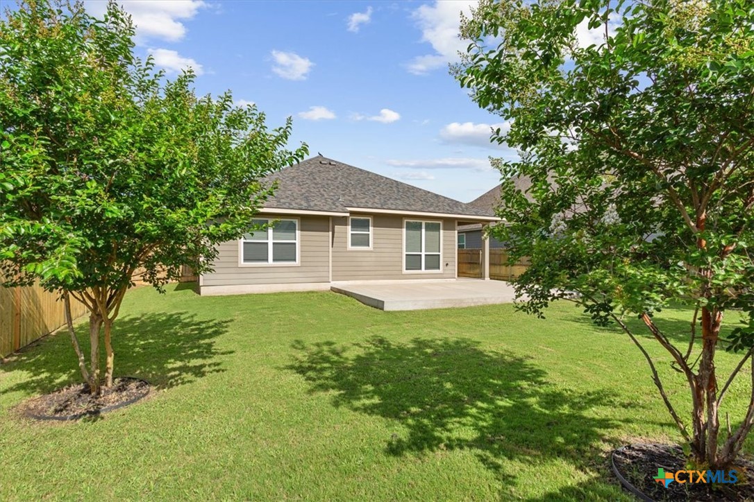 1925 Bayou Wood Lane