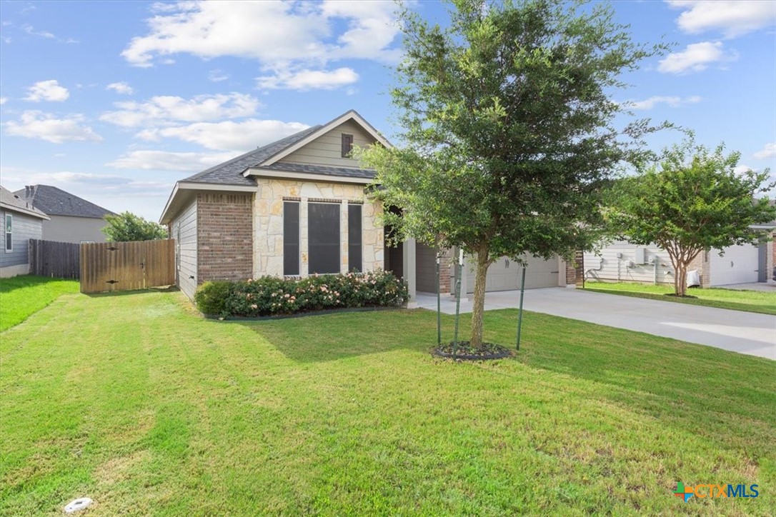 1925 Bayou Wood Lane
