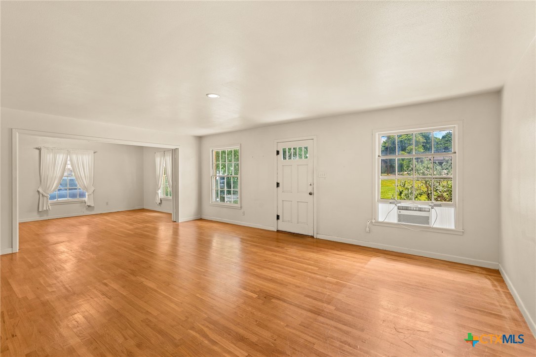 609 Oakhill Drive