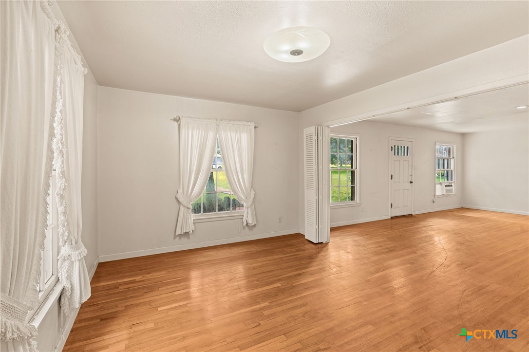 609 Oakhill Drive