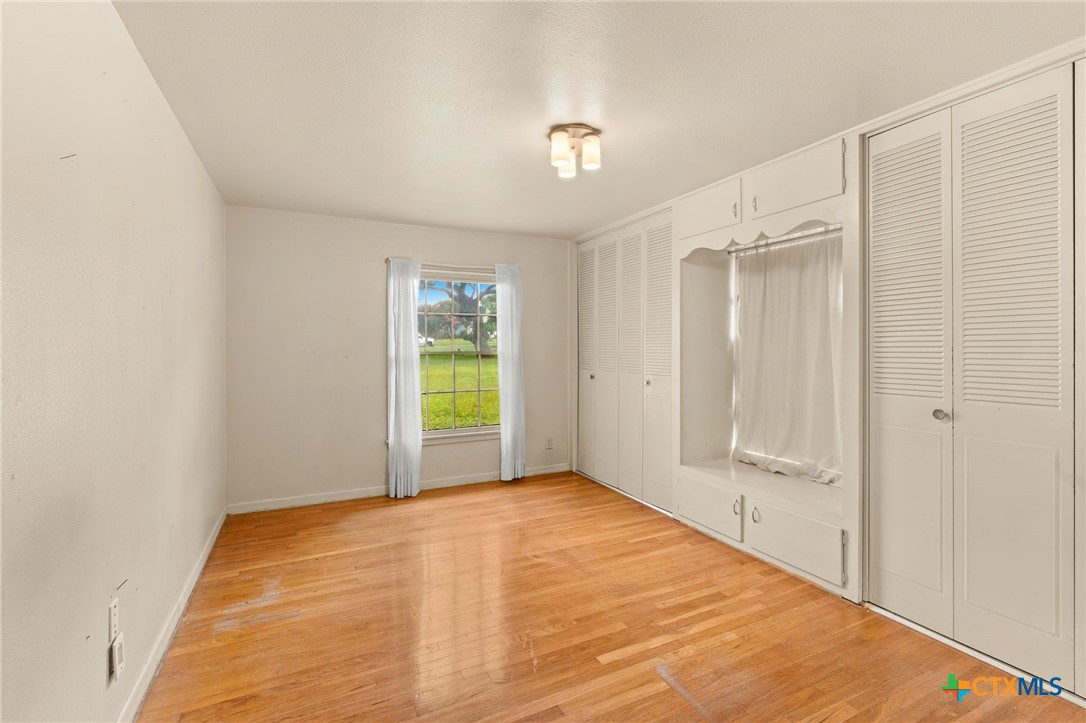609 Oakhill Drive