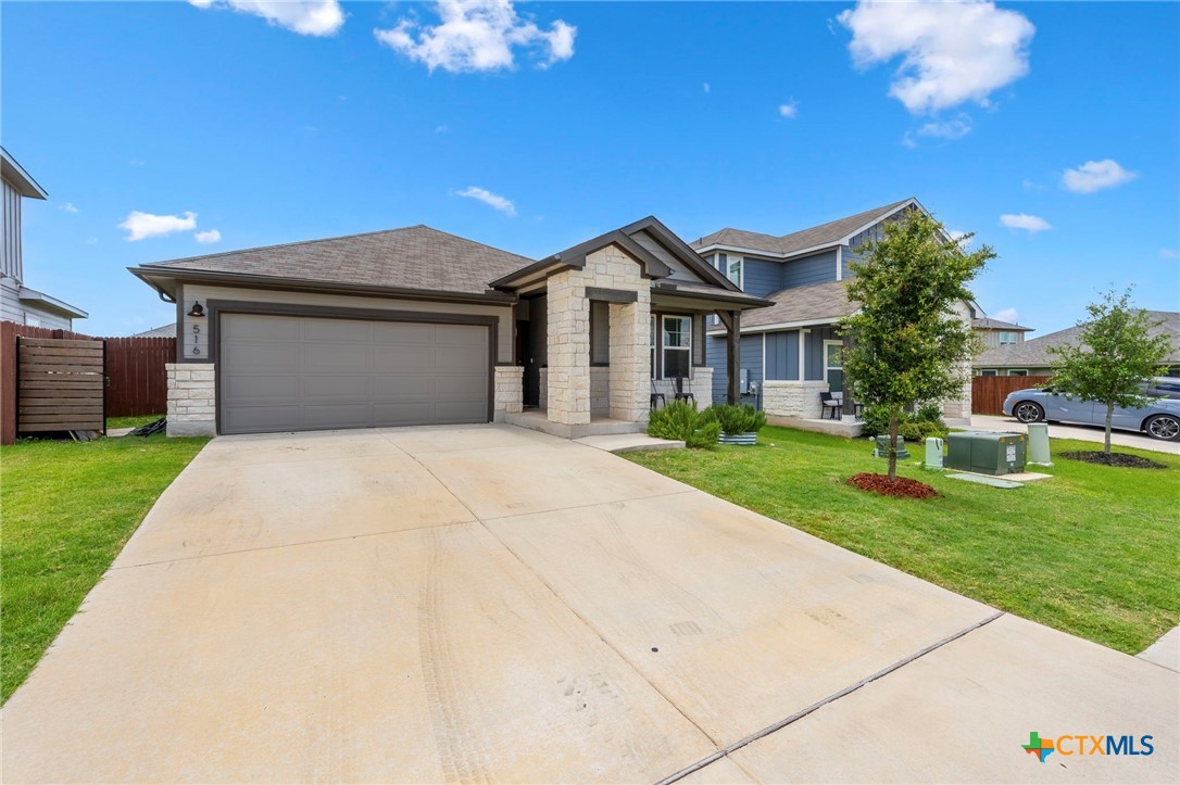516 Loriner Way