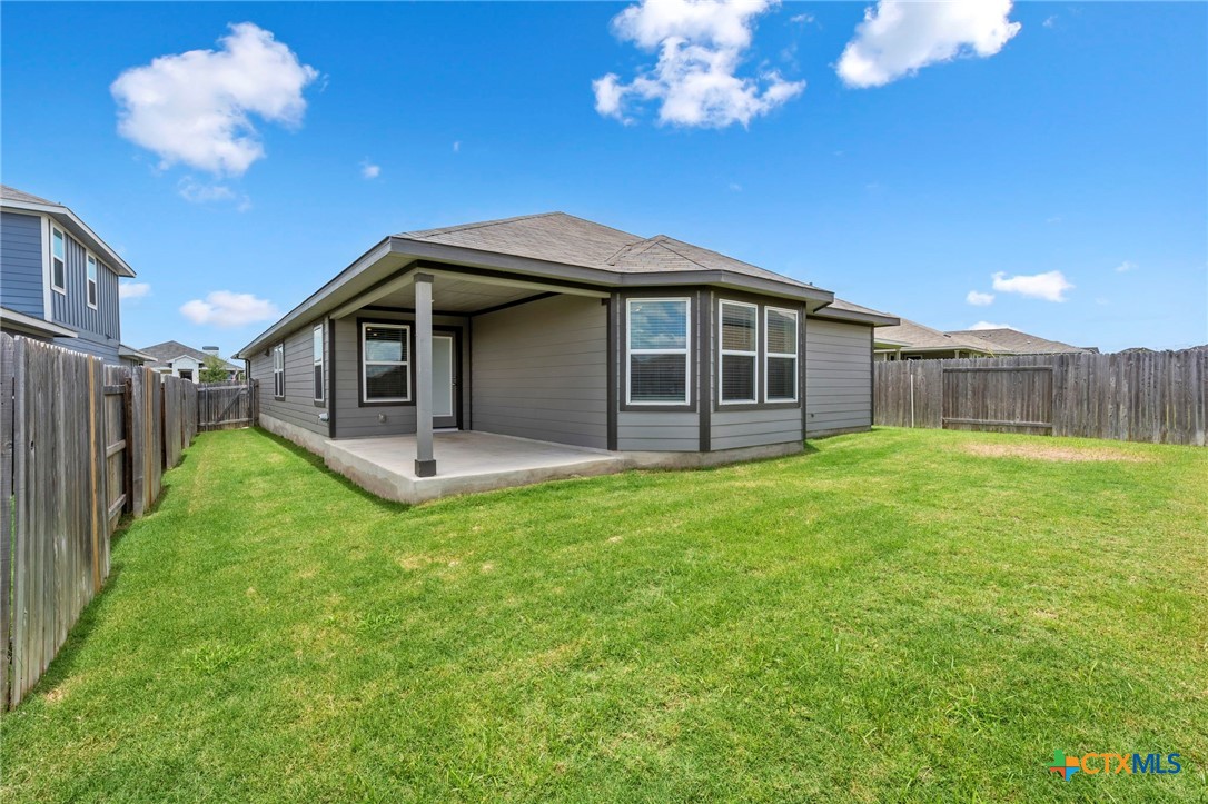 516 Loriner Way