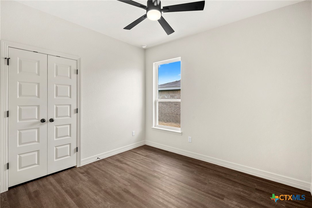 1303 Lone Pine Way