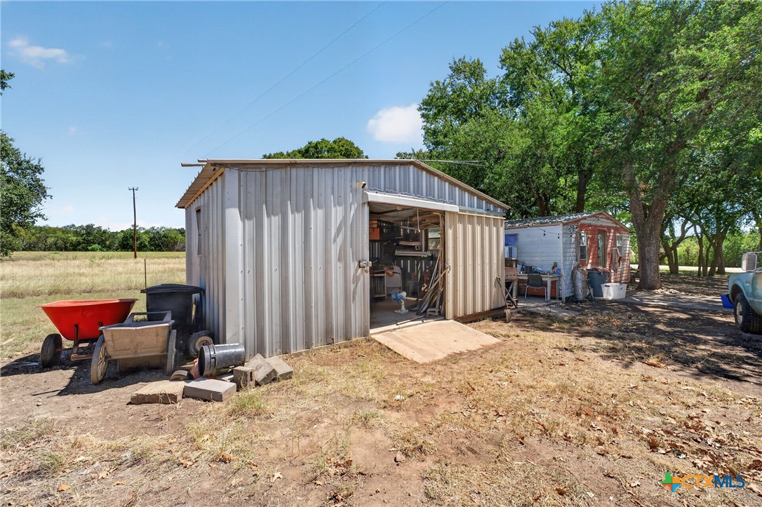 330 Fm 183 Spur