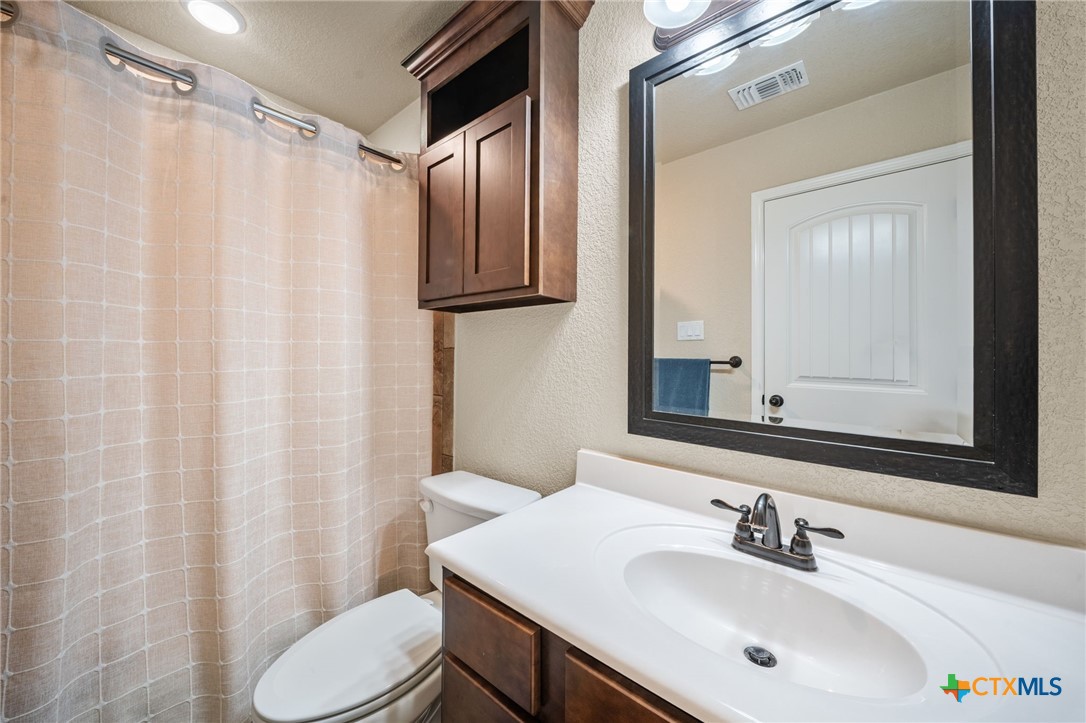 7606 Zircon Drive