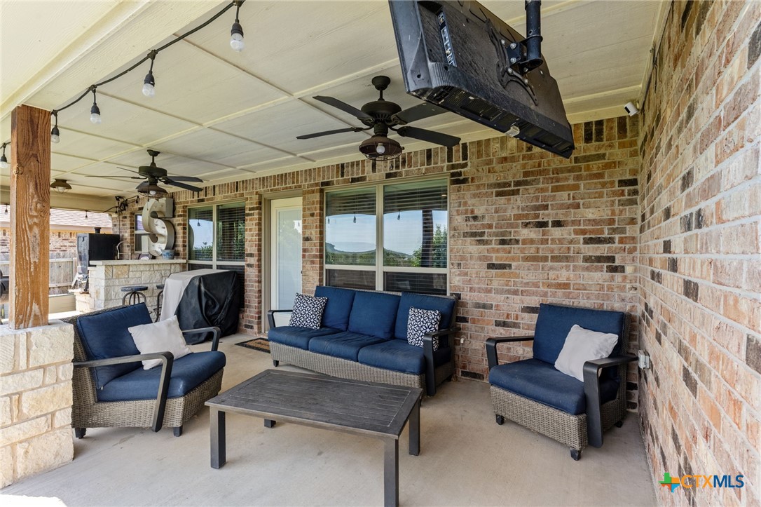 7606 Zircon Drive