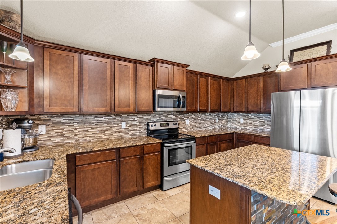 7606 Zircon Drive