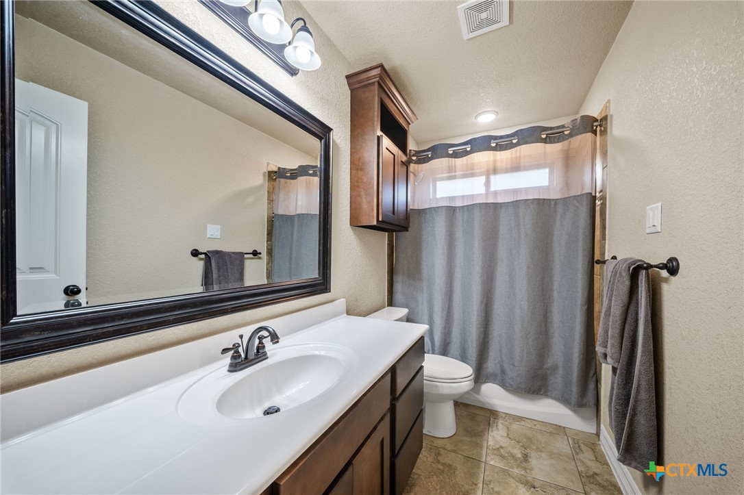 7606 Zircon Drive