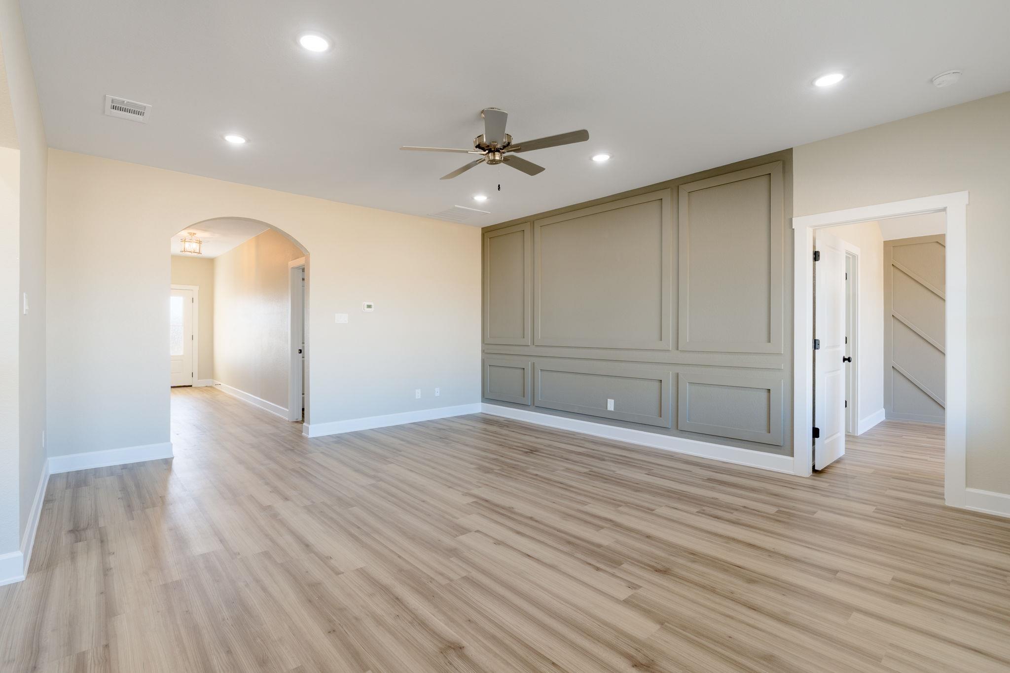 2123 Blackhawk LOOP