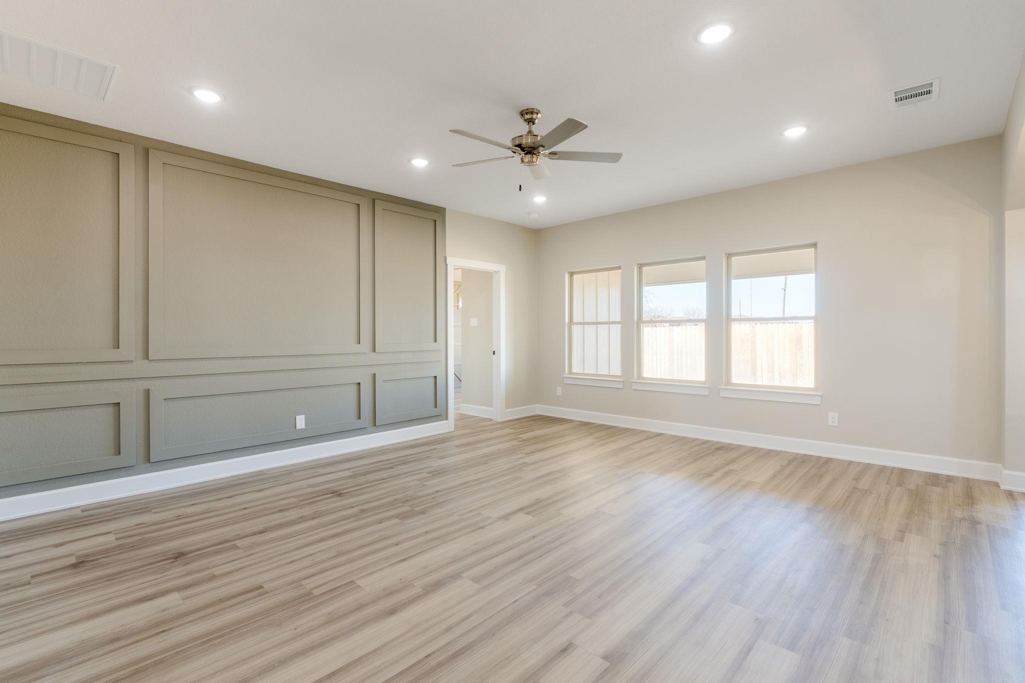 2123 Blackhawk LOOP