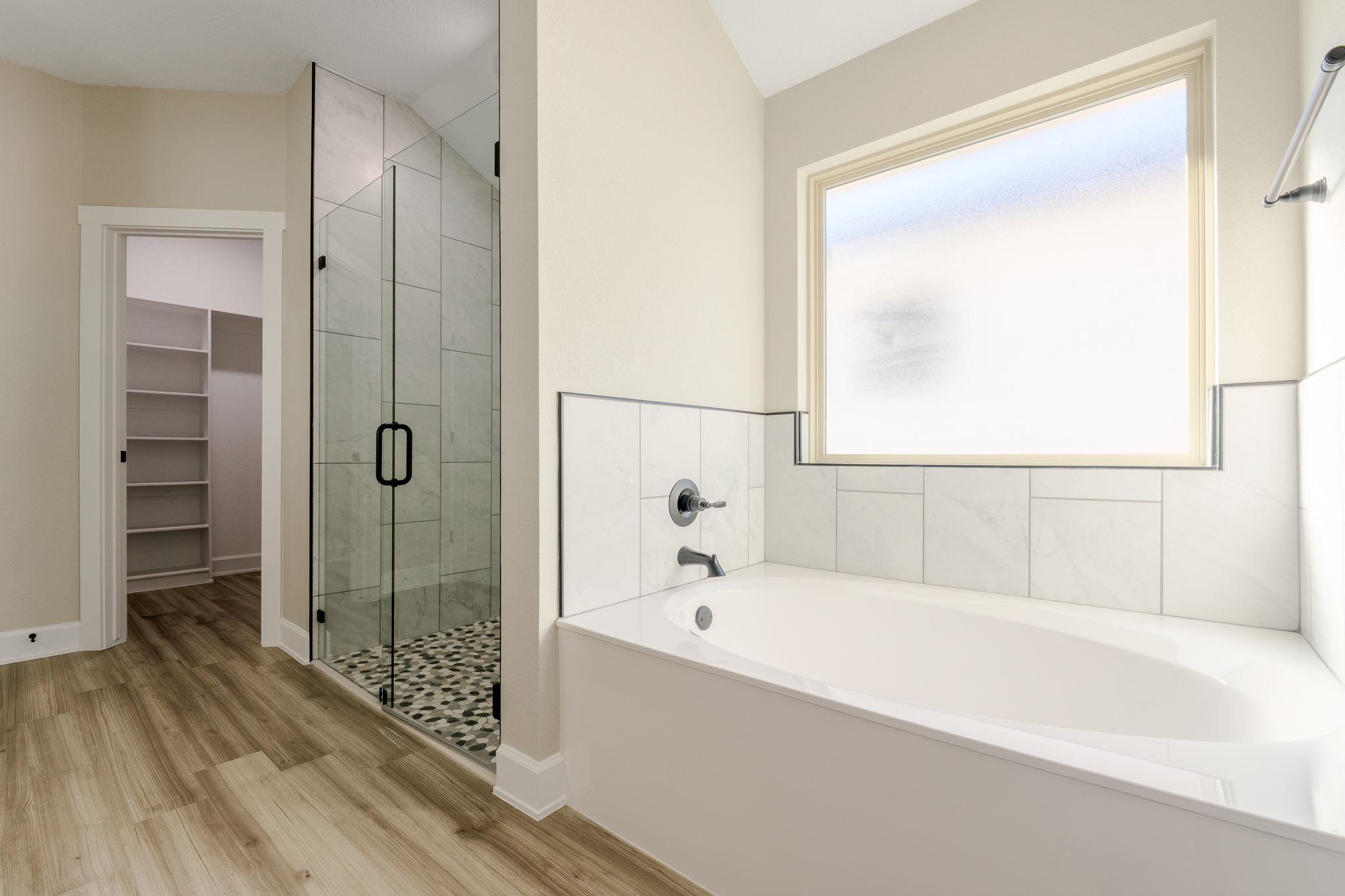 2123 Blackhawk LOOP