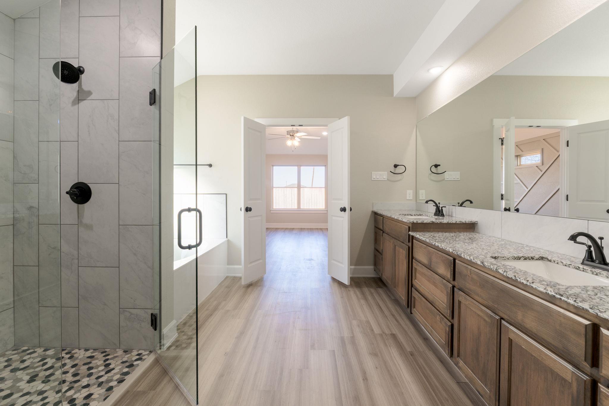 2123 Blackhawk LOOP