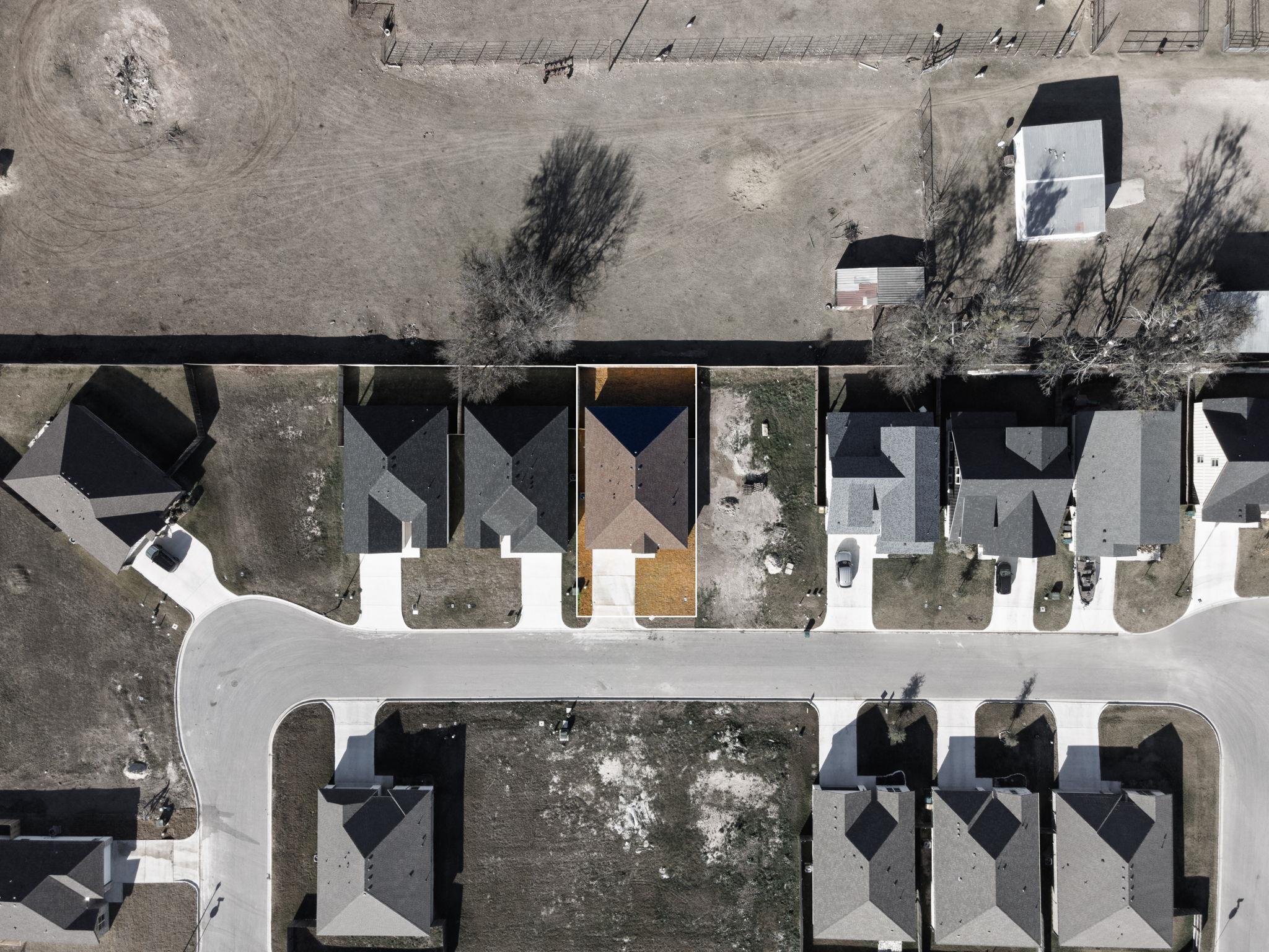 2123 Blackhawk LOOP