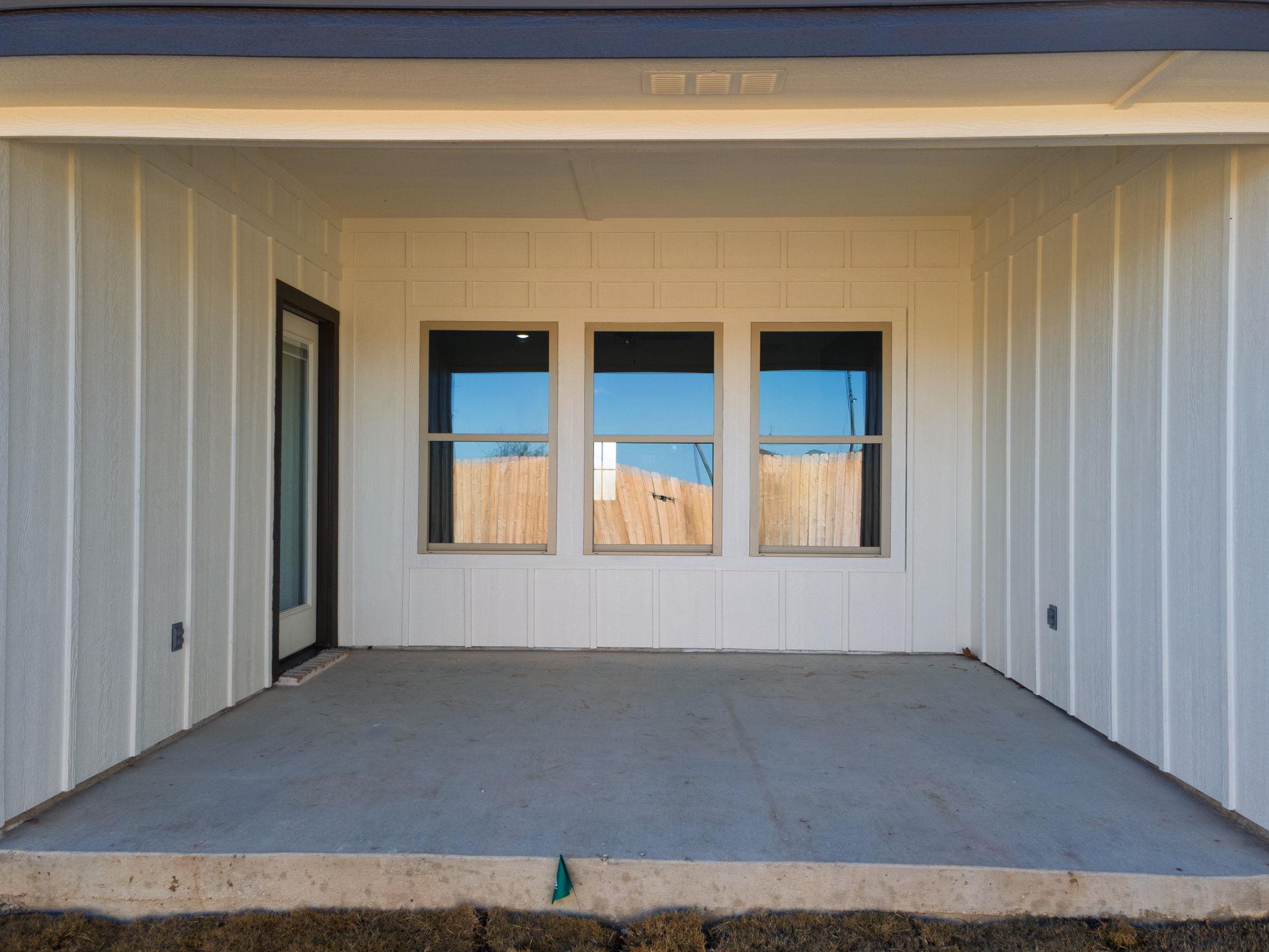 2123 Blackhawk LOOP