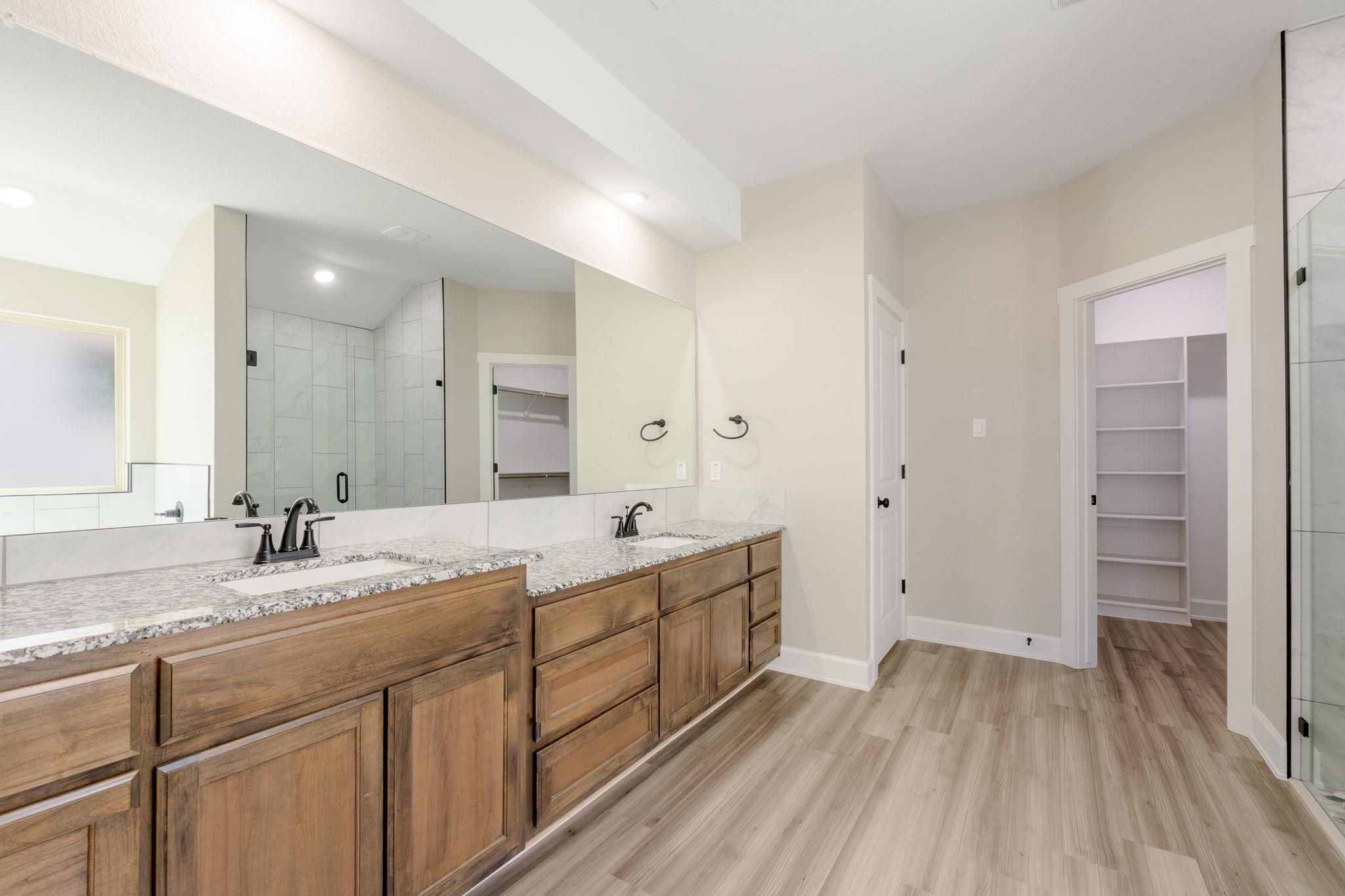 2123 Blackhawk LOOP