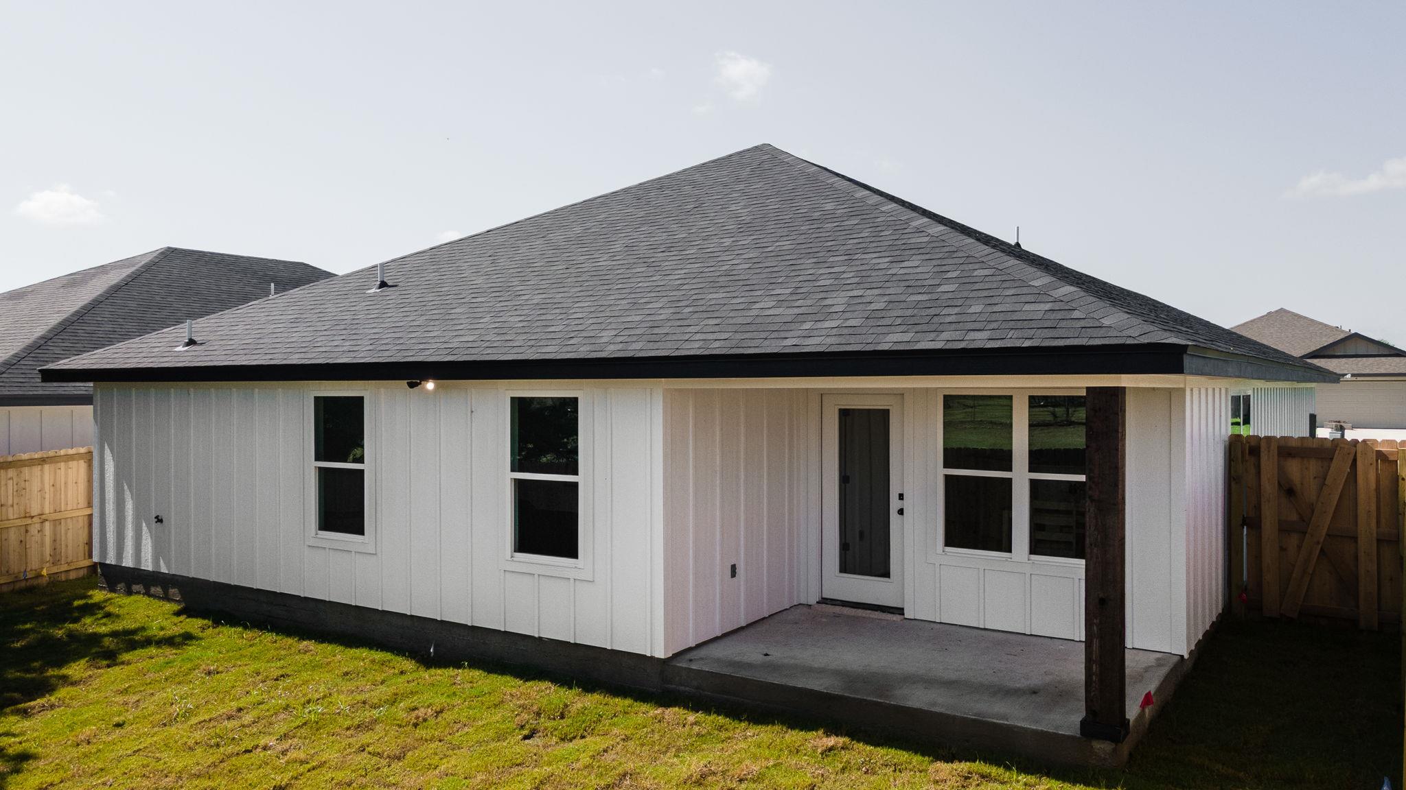 2115 Blackhawk LOOP