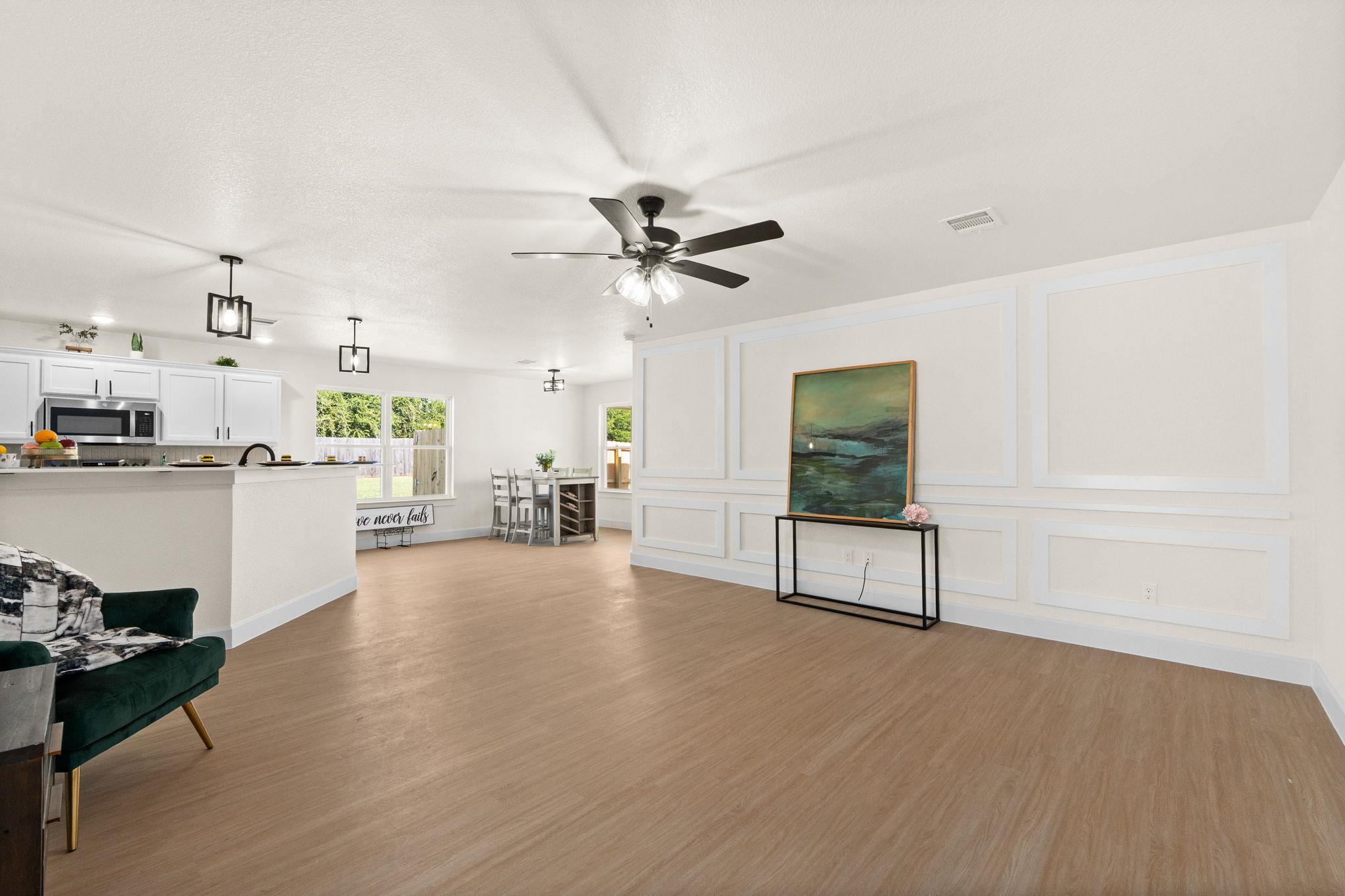 2115 Blackhawk LOOP