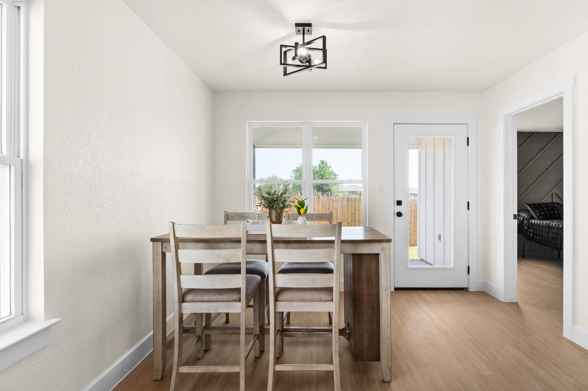 2115 Blackhawk LOOP