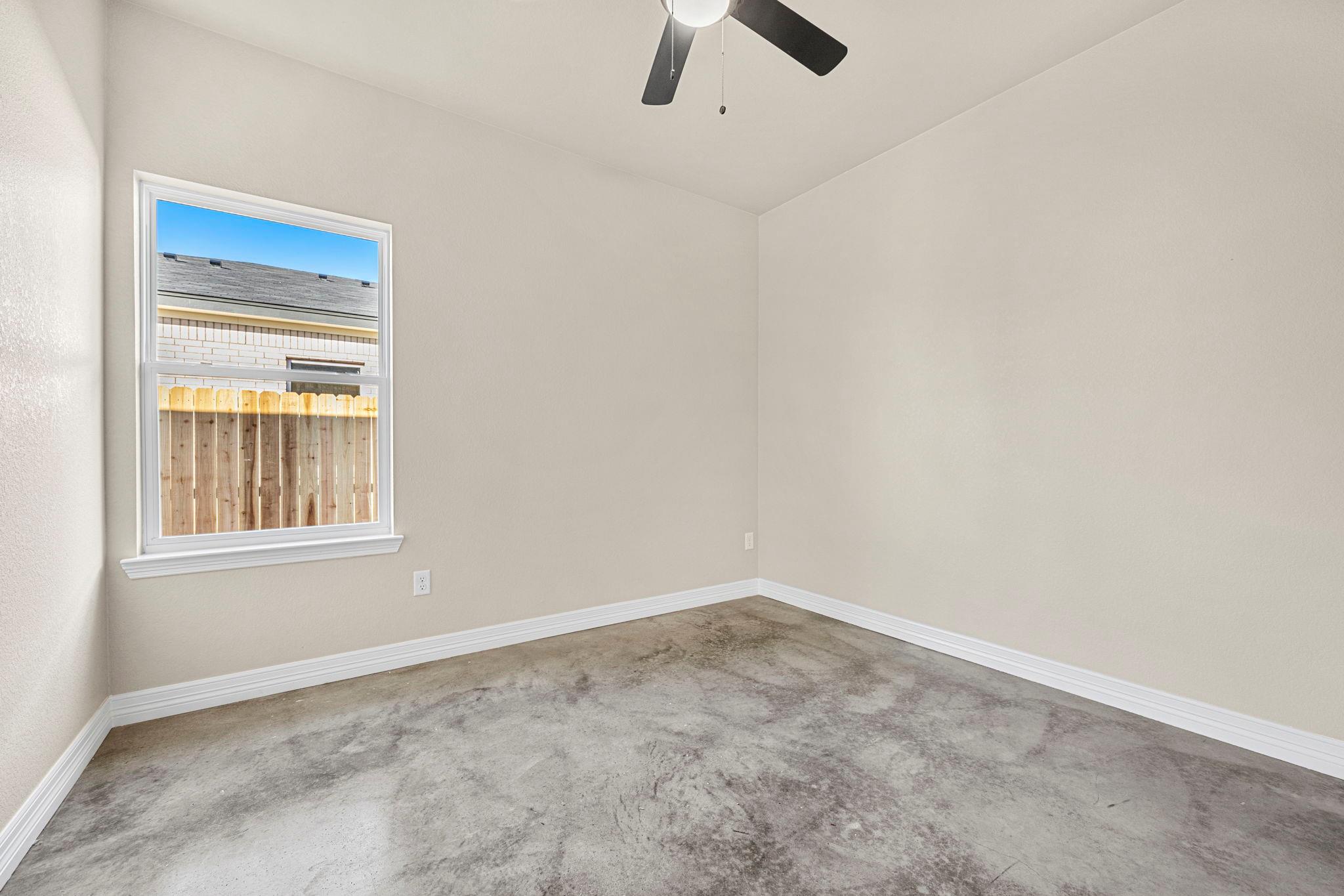 1315 Lone Pine WAY