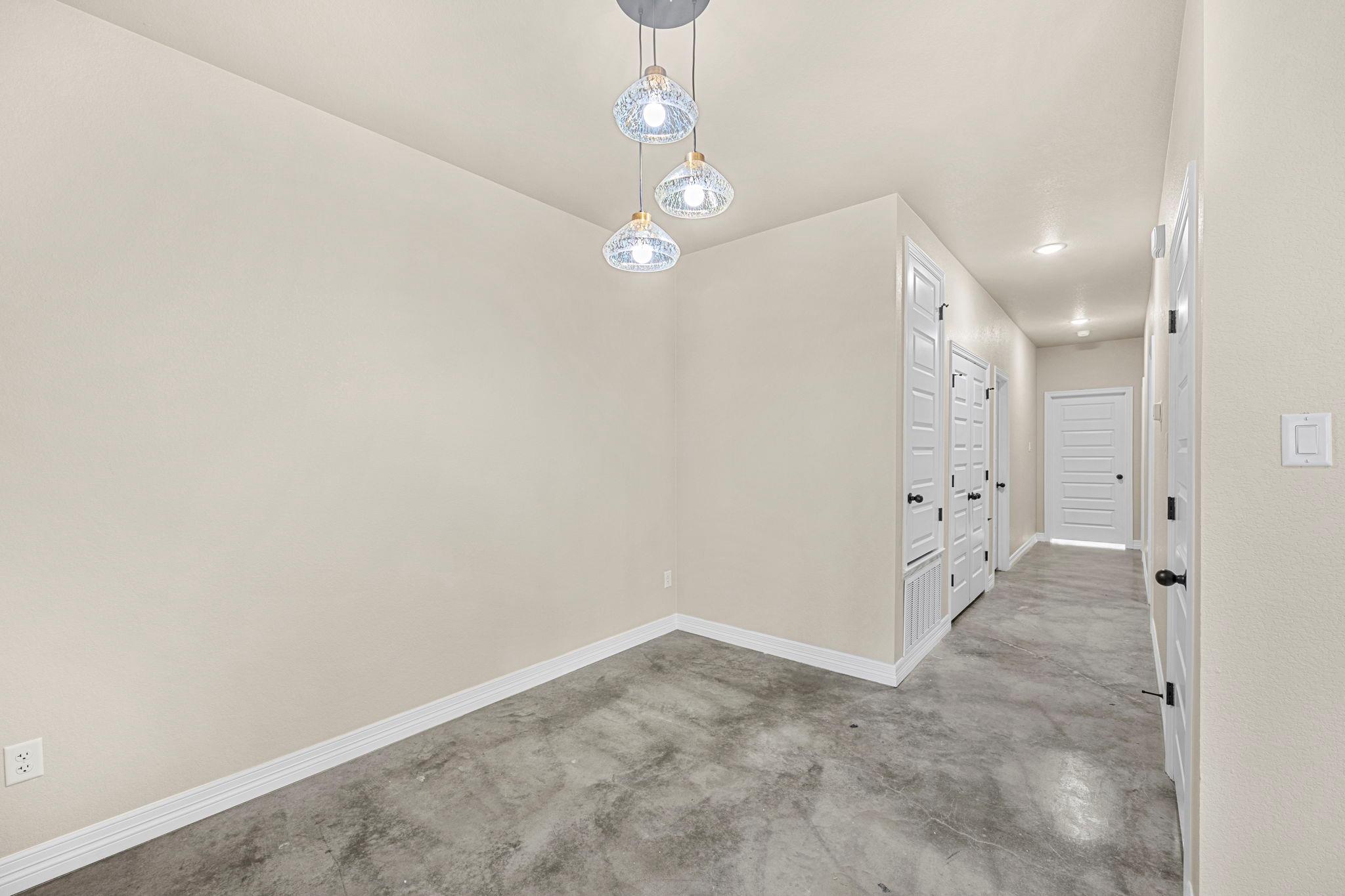 1315 Lone Pine WAY