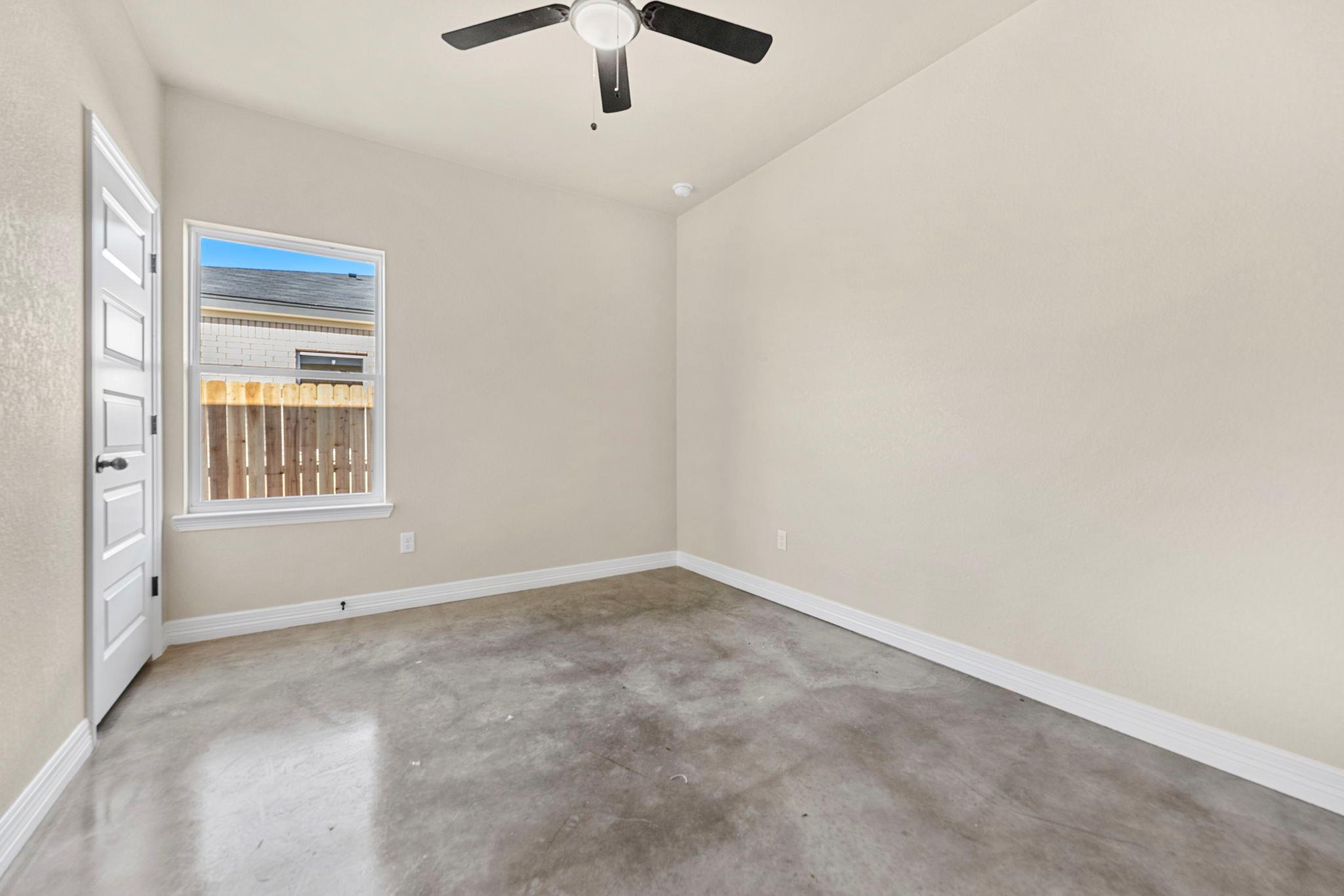 1315 Lone Pine WAY