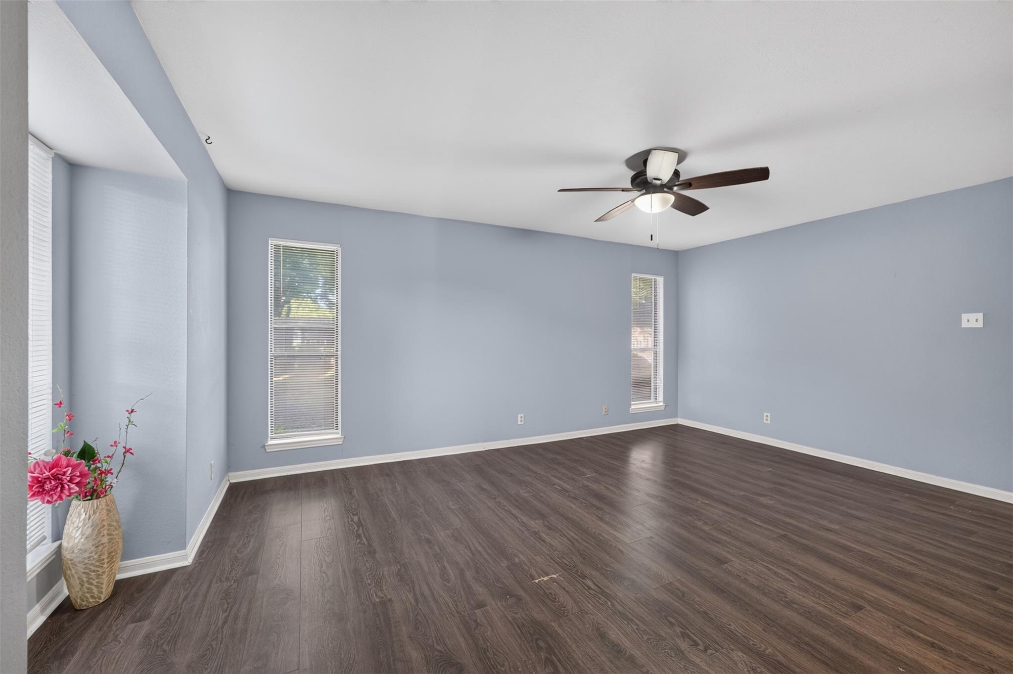 114 Wind Ridge DR