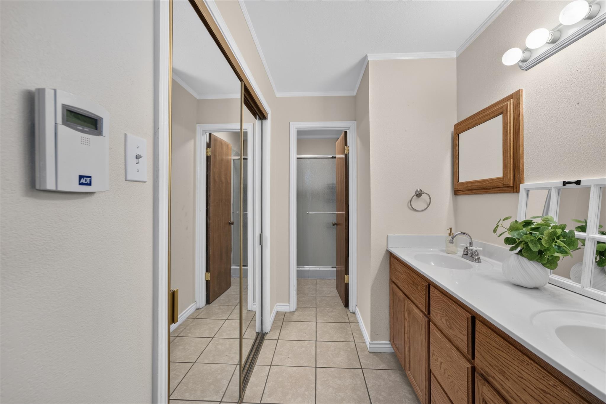 114 Wind Ridge DR