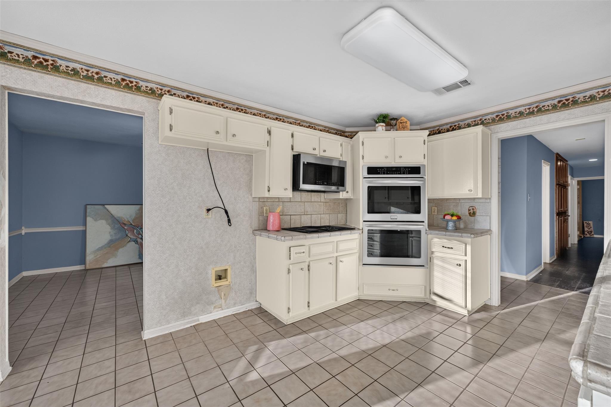 114 Wind Ridge DR